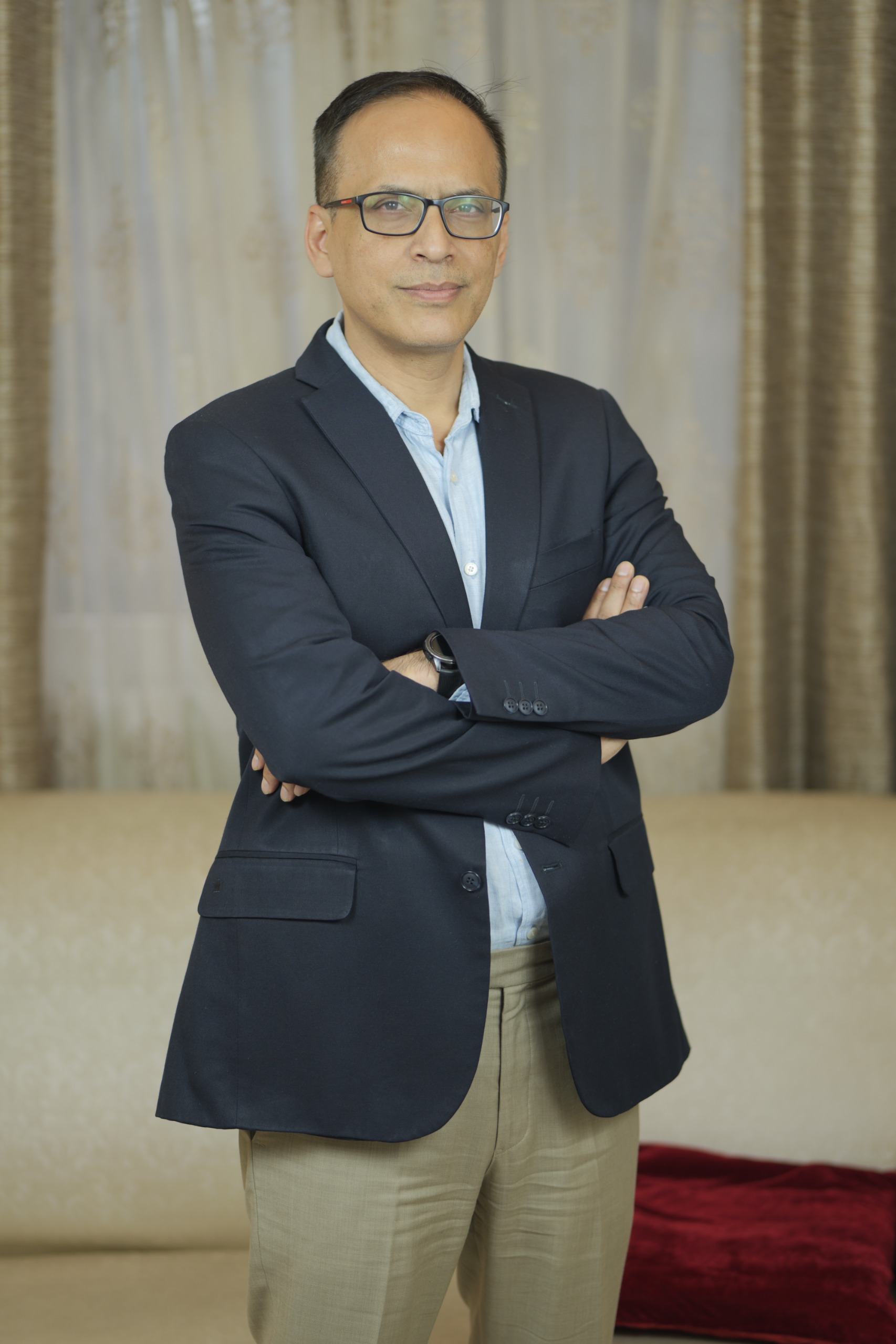 Dr Vishal Nigam - Orthopedic & Spine Specialist